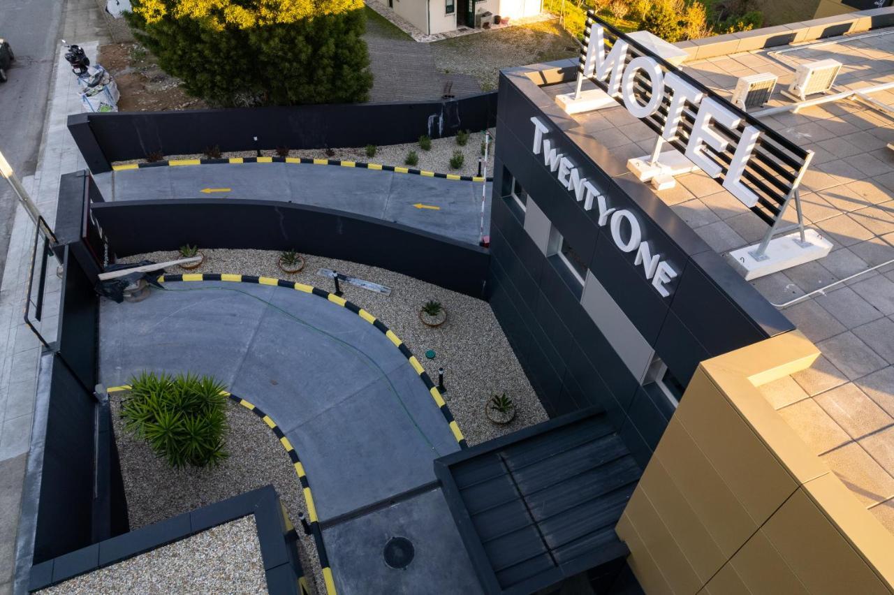 جوندومار Motel Twentyone المظهر الخارجي الصورة